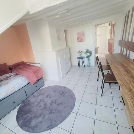 Appart Chu Rouen Lapeche Topskyhome Екстериор снимка
